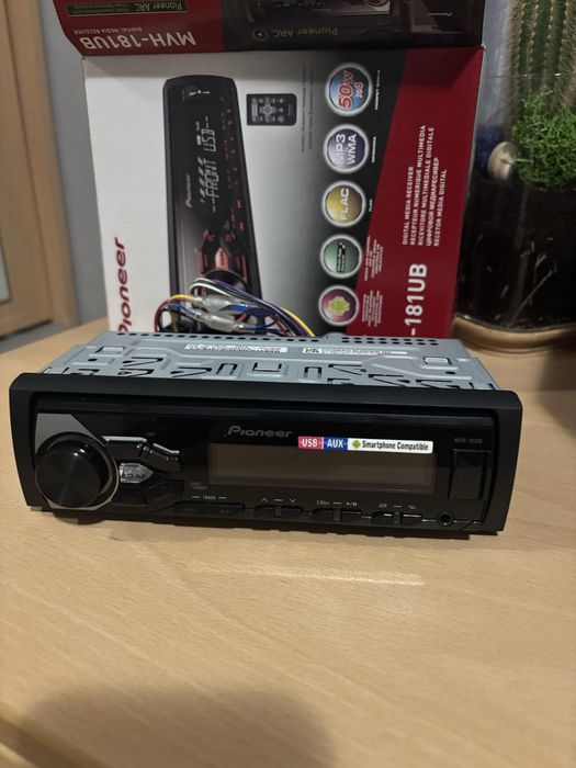 ЧИСТО НОВО! Радио Pioneer MVH-181UB