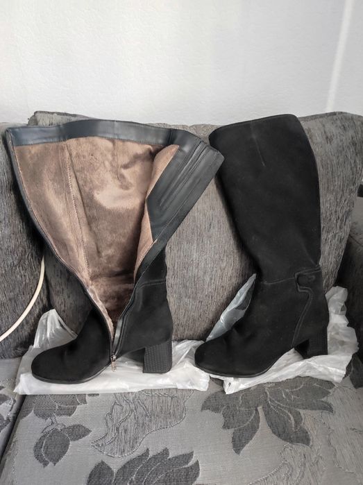Сапоги замшевые новые