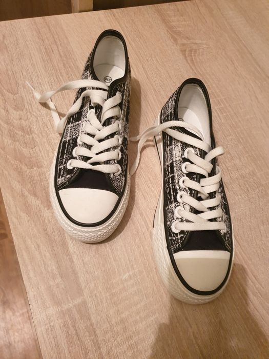 Обувь кеды новый