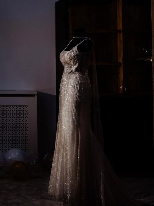 Închiriez manechin mire/mireasa