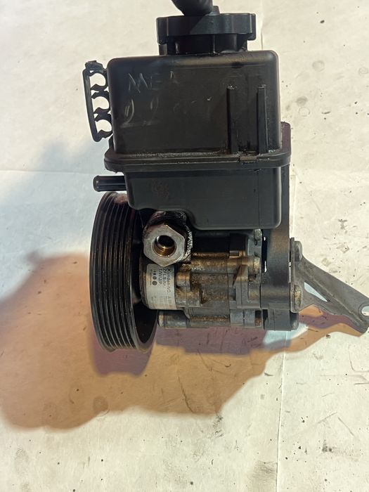 Pompa servo Mercedes 2.2 C-classe e-classe E5
