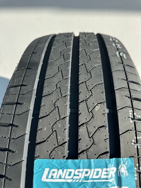 Нови летни бусови гуми LANDSPIDER 225/70R15C 112/110S 2257015C