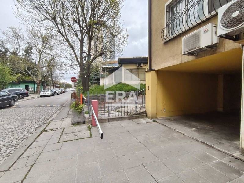 Двустаен апартамент с гараж под наем до м-с "Европейски съюз", х-л "Хе