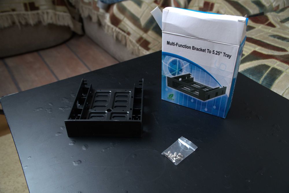 Салазки для установки диска 3.5 в разъем 5.25