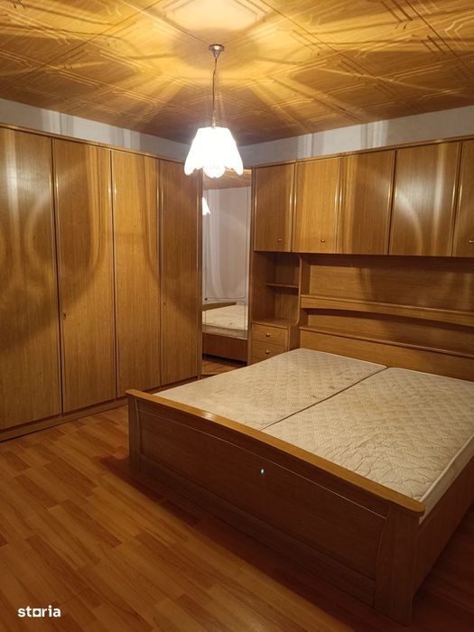 Apartament la casa zona Unirea