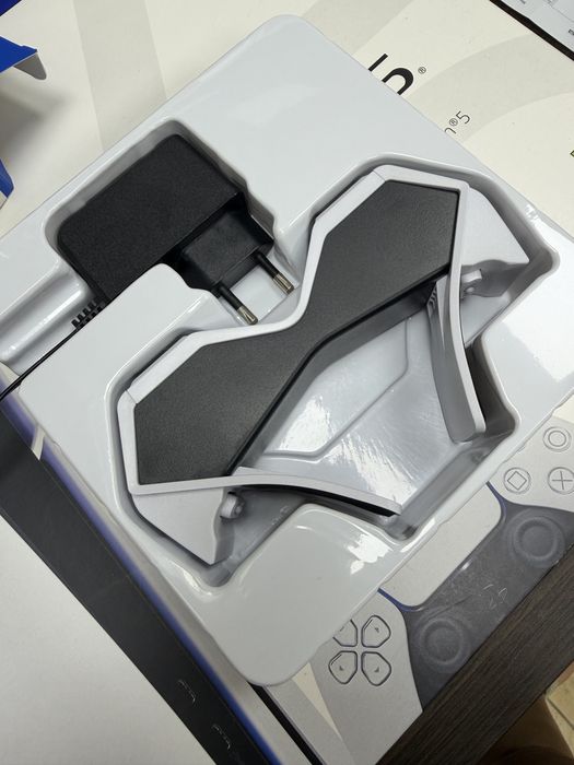 Докинг зарядна станция PowerA - Twin Charging (PS5) docking