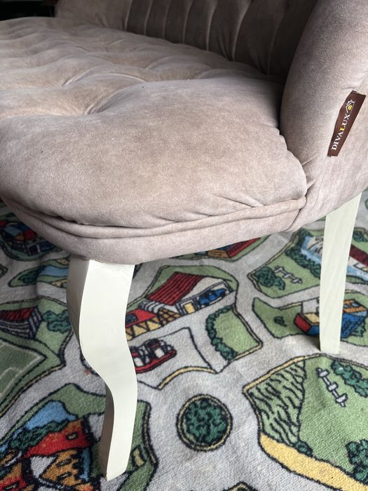 Продам диван.