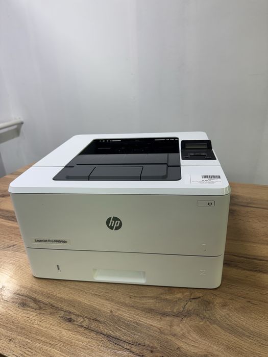 Принтер HP LaserJet Pro M404dn
