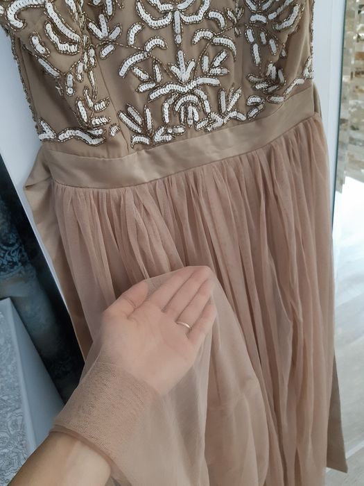 Бутикова рокля