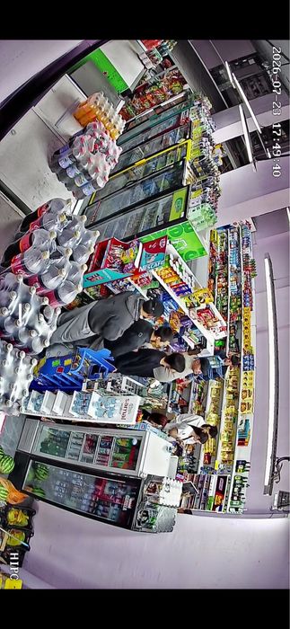 Продуктовый магазин у дома