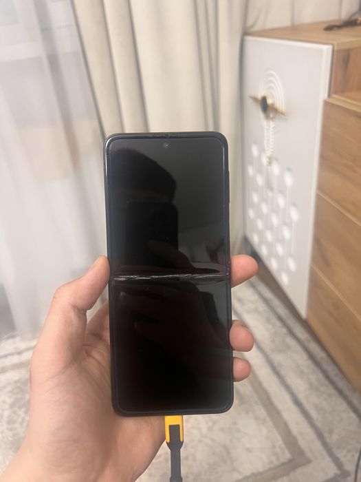 Iphone 13pro и Z Flip3