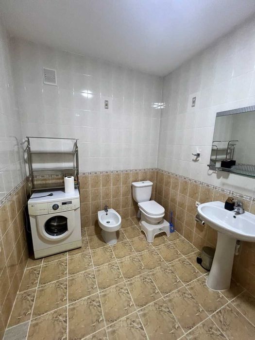(Добрый) Хамид Олимджан, 80 м², 2/1/4, Квартира с двориком