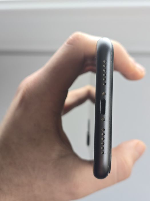 iPhone 11 64GB in stare buna