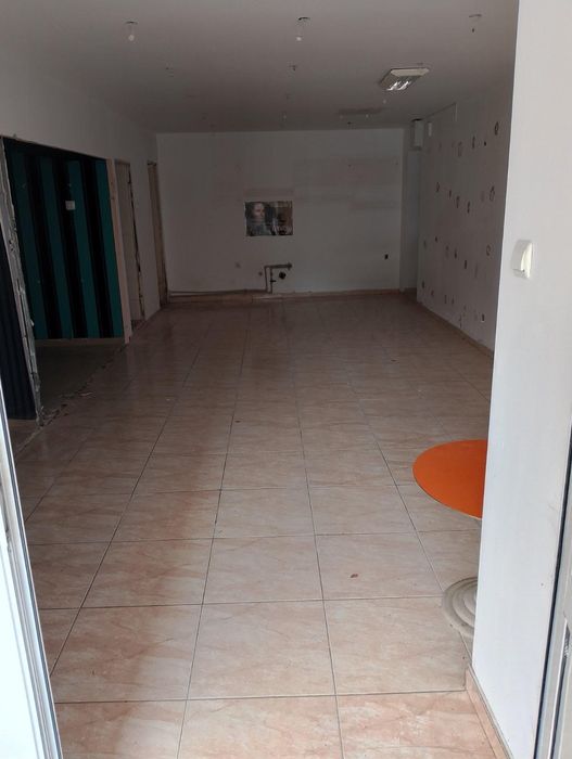 Дава се под наем Офис в Бургас, Меден рудник - зона А - 85 кв.м за 408 € - Снимка #3