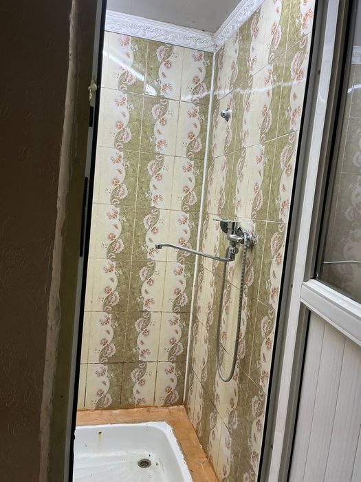 Сдаю 3 комнатный квартиру