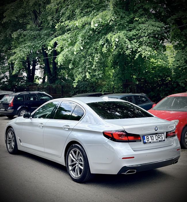 BMW 5 Series 2020 — imagine 4