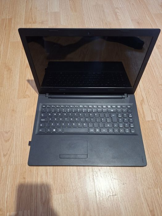 Vând  laptop  lenovo