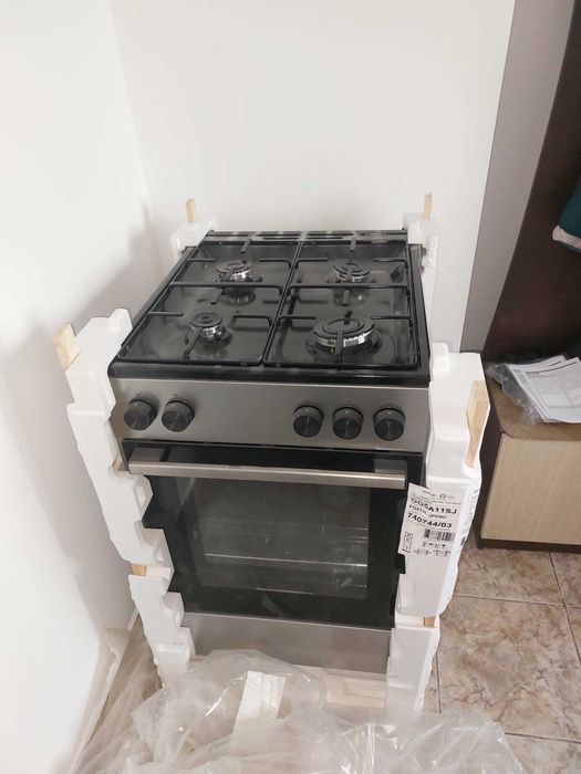 Aragaz Gorenje, 4 arzătoare gaz, Gri/Inox - NOU/SIGILAT