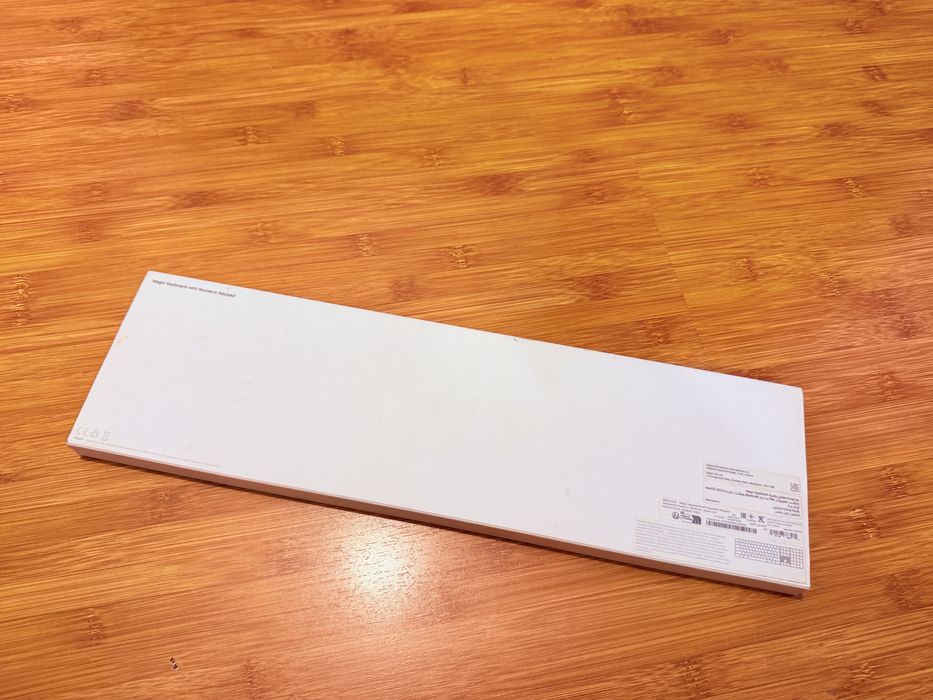 Apple Magic Keyboard / with numeric pad , USB C , noi, sigilate