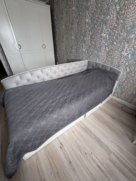 Продам детские подростковые кровати