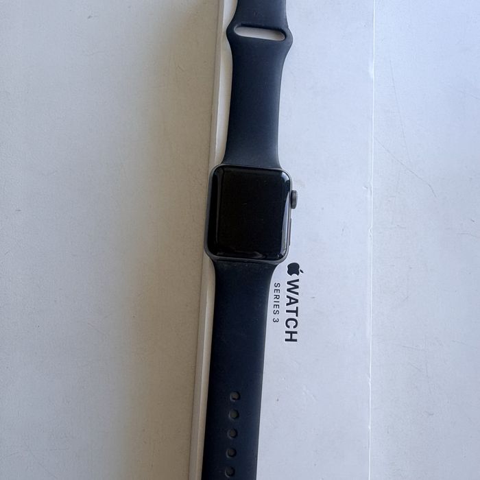Apple     Watch 3
