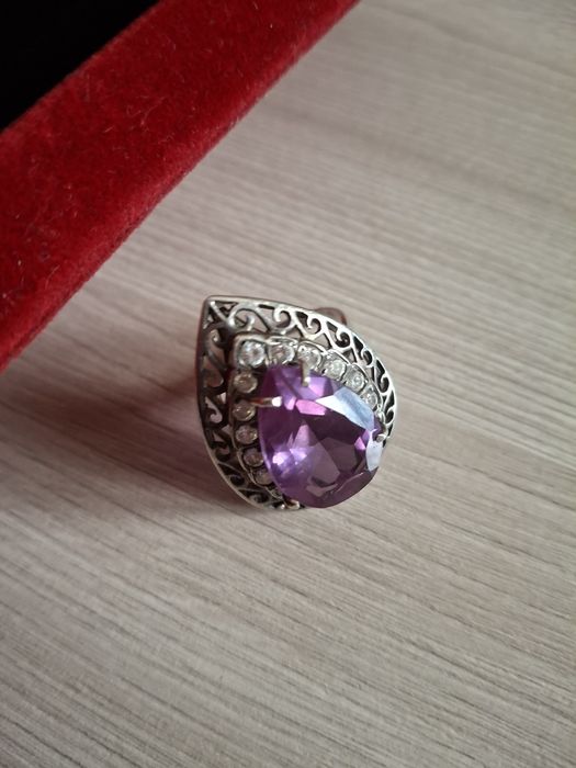 Серебряное кольцо