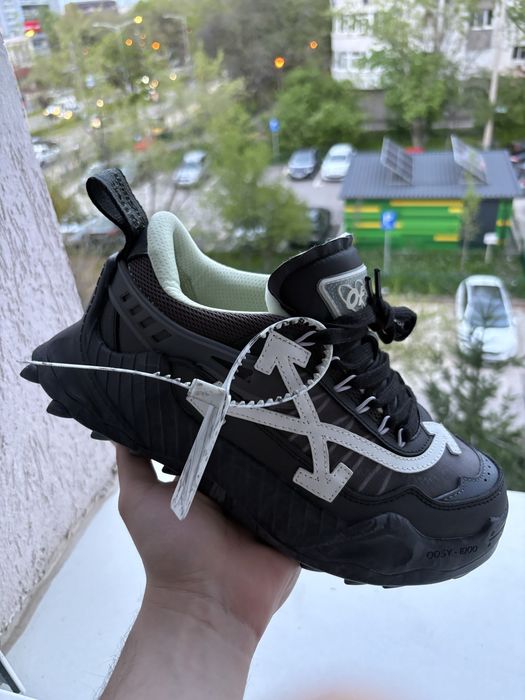 Off White Odsy-1000