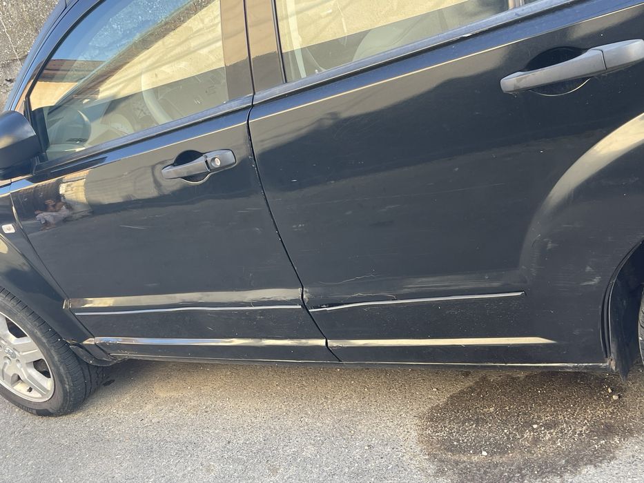 vand doge calibre din 2008 -18 benzina