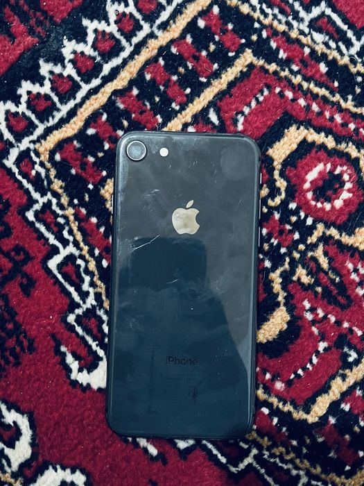 Iphone 8 срочно продам!!!