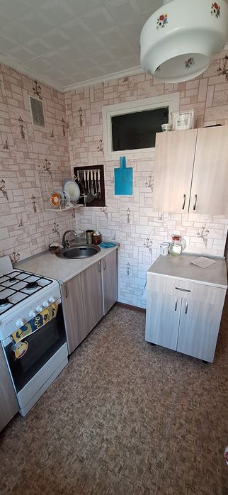 Продам 1 комн., 13 мкр., 3этаж.