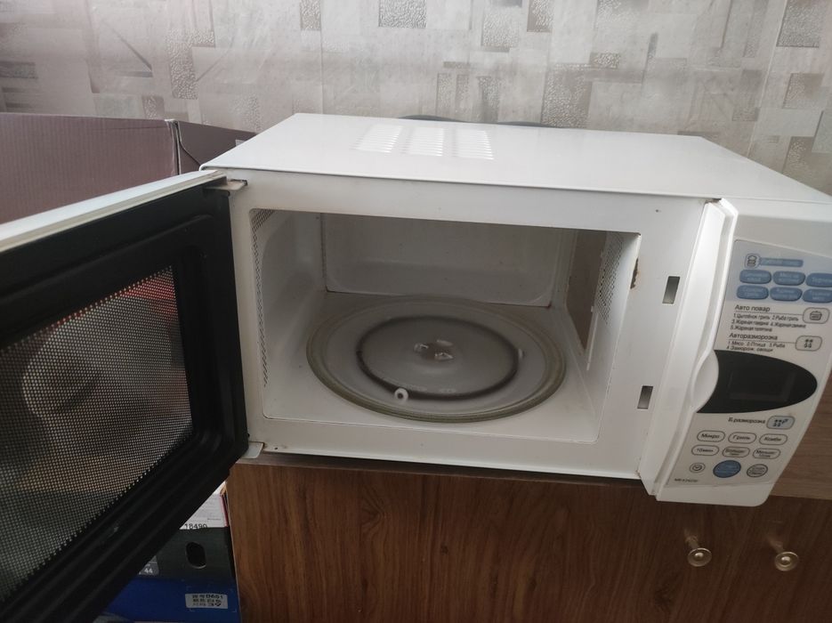 Микроволновая печь