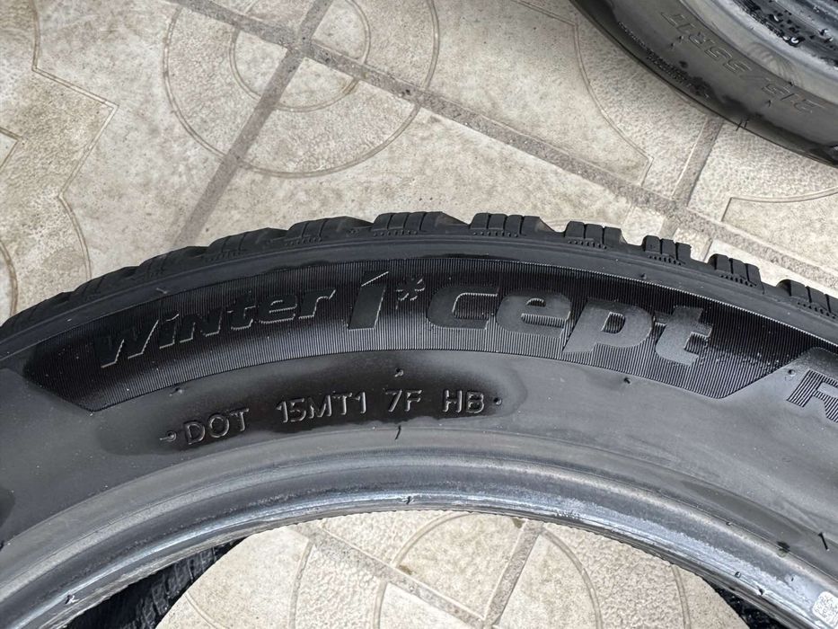 4бр.зимни гуми 215/55/17 98V HANKOOK 24