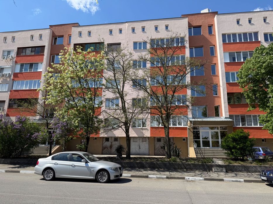 Продавам апартамент!