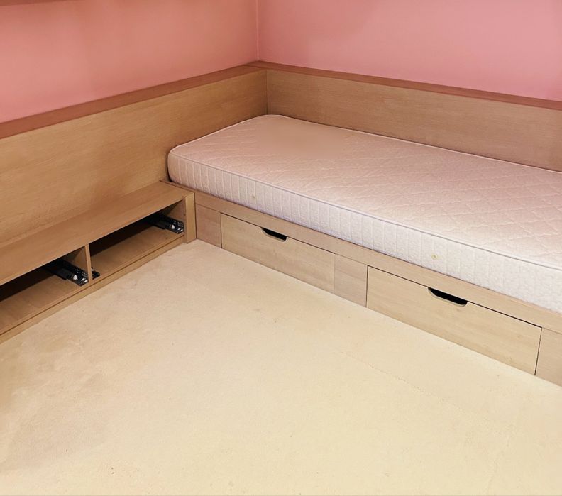 Pat o persoană 90x200 cm cu saltea și sertare – complet