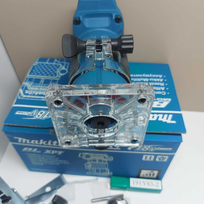 ПРОМОЦИЯ.Акумулаторна фреза MAKITA DRT52Z