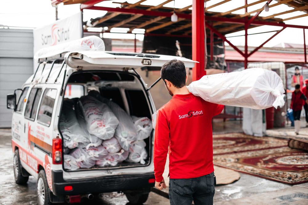 Cтирка ковров / Cтирка одеял  / Cтирка штор / Химчистка / Чистка