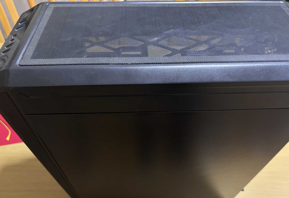 Компютър за игри Ryzen 5 3600 / Radeon RX 5700 XT / 16 GB RAM