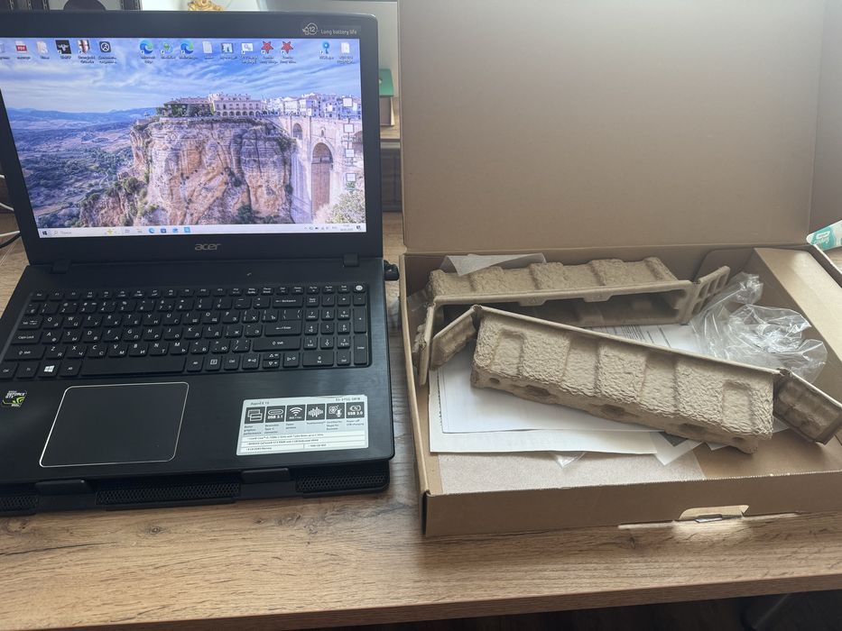 Ноутбук в хорошем состоянии с дисководом