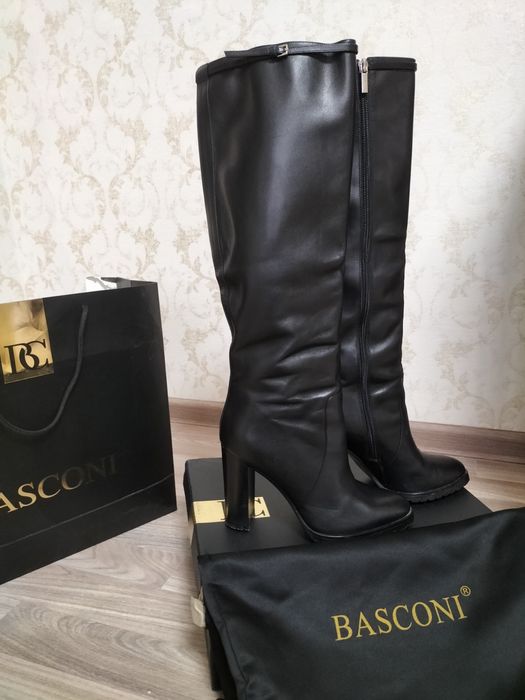 Продам зимний обувь