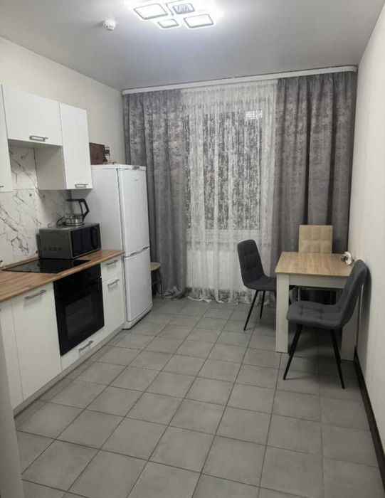 Сдам 1-ком квартиру по улице Абая. 100000