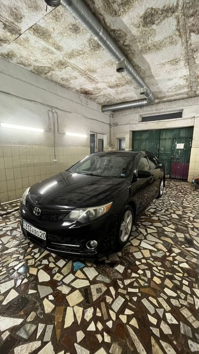 toyoto camry 55 черный