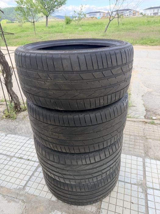 ЗА ПРОДАВАНЕ - ЛЕТНИ ГУМИ HANKOOK 245/35/19