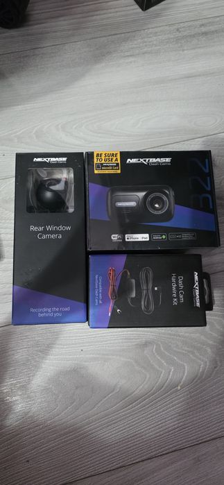 Nextbase 322gw + Modul camera Spate + kit conectivitate