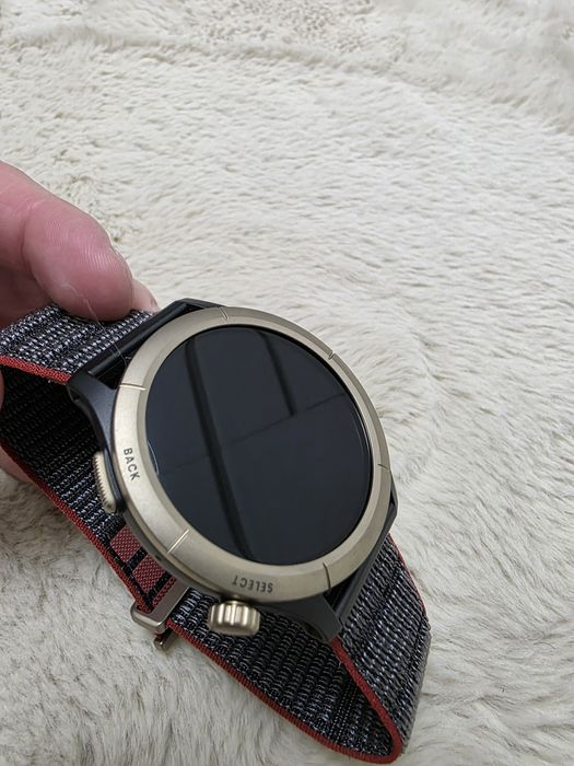 Vând smartwatch Amazfit cheetah pro impecabil, ca nou