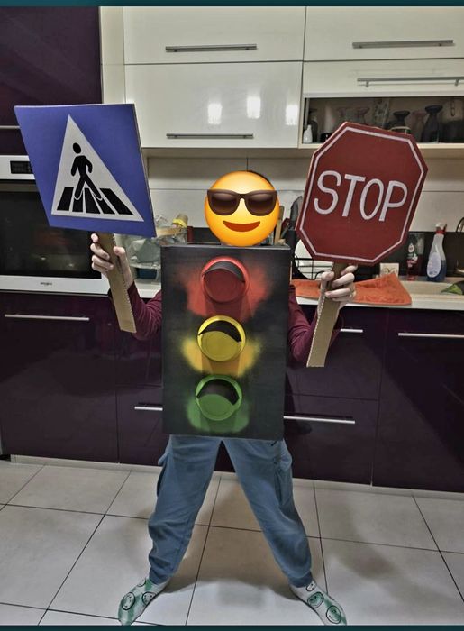 Costume copii materiale reciclabile