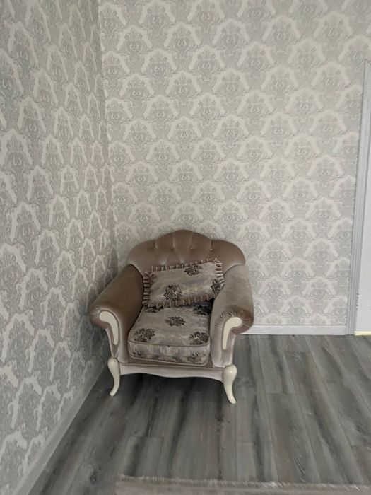 Диван с креслами