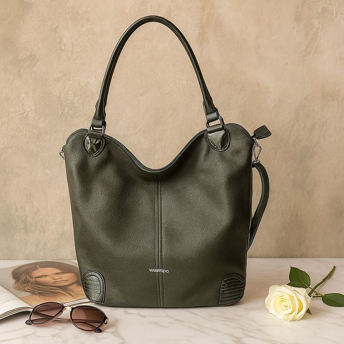 Дамска чанта тип торба – стил, организация и комфорт всеки ден