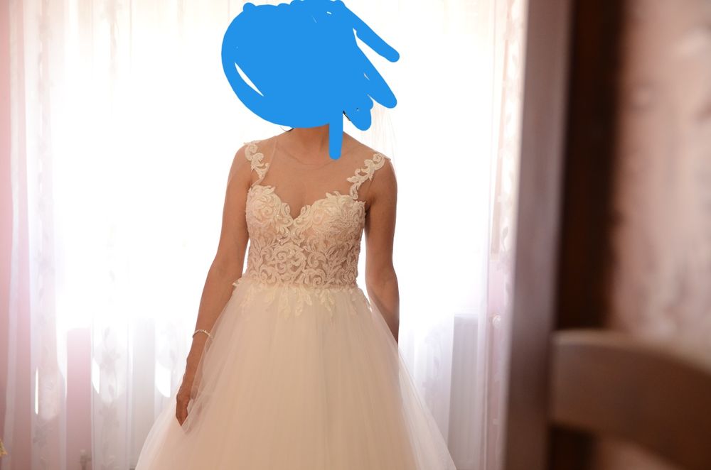 Vand rochie mireasa