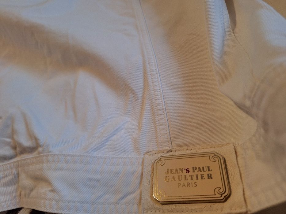 Vând jachetă JEAN'S Paul Gaultier
