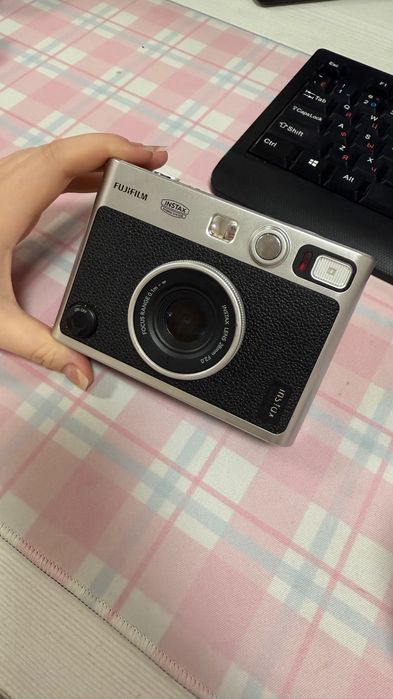 Fujifilm instax mini evo